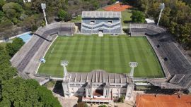 3010_cancha_gimnasia_y_esgrima_la_plata
