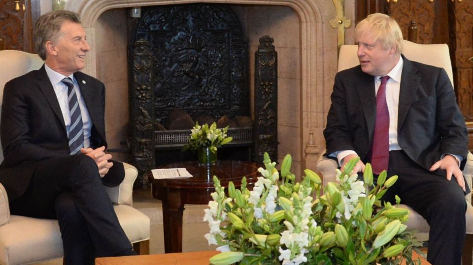 mauricio macri boris johnson 20201030