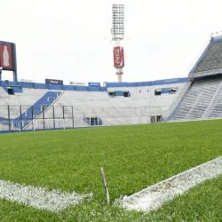 Después de casi 7 meses sin fútbol, Vélez sale a la cancha. Así se ve el estadio desde un dron. 