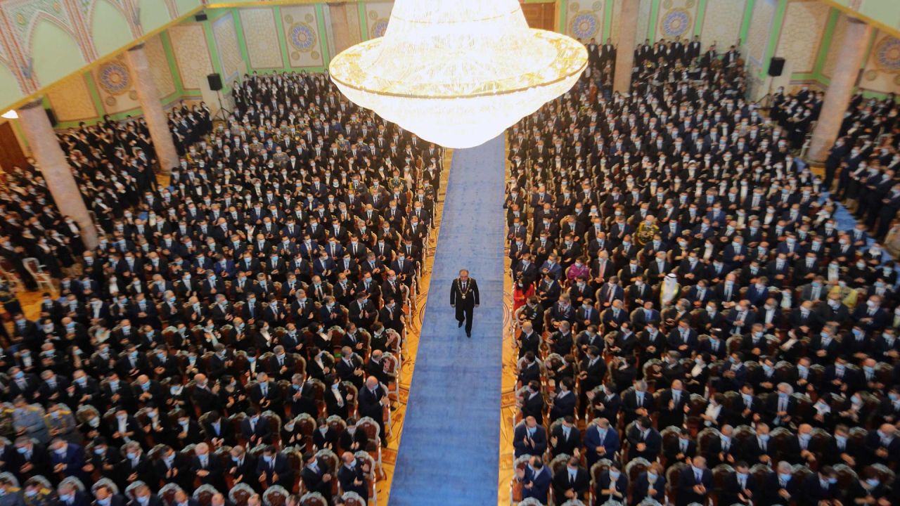 El presidente de Tayikistán, Emomali Rakhmon, asiste a su ceremonia de inauguración en Dushanbe. | Foto:AFP