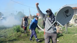 Operativo de desalojo en Guernica, Provincia de Buenos Aires. Fotos de Pablo Cuarterolo.