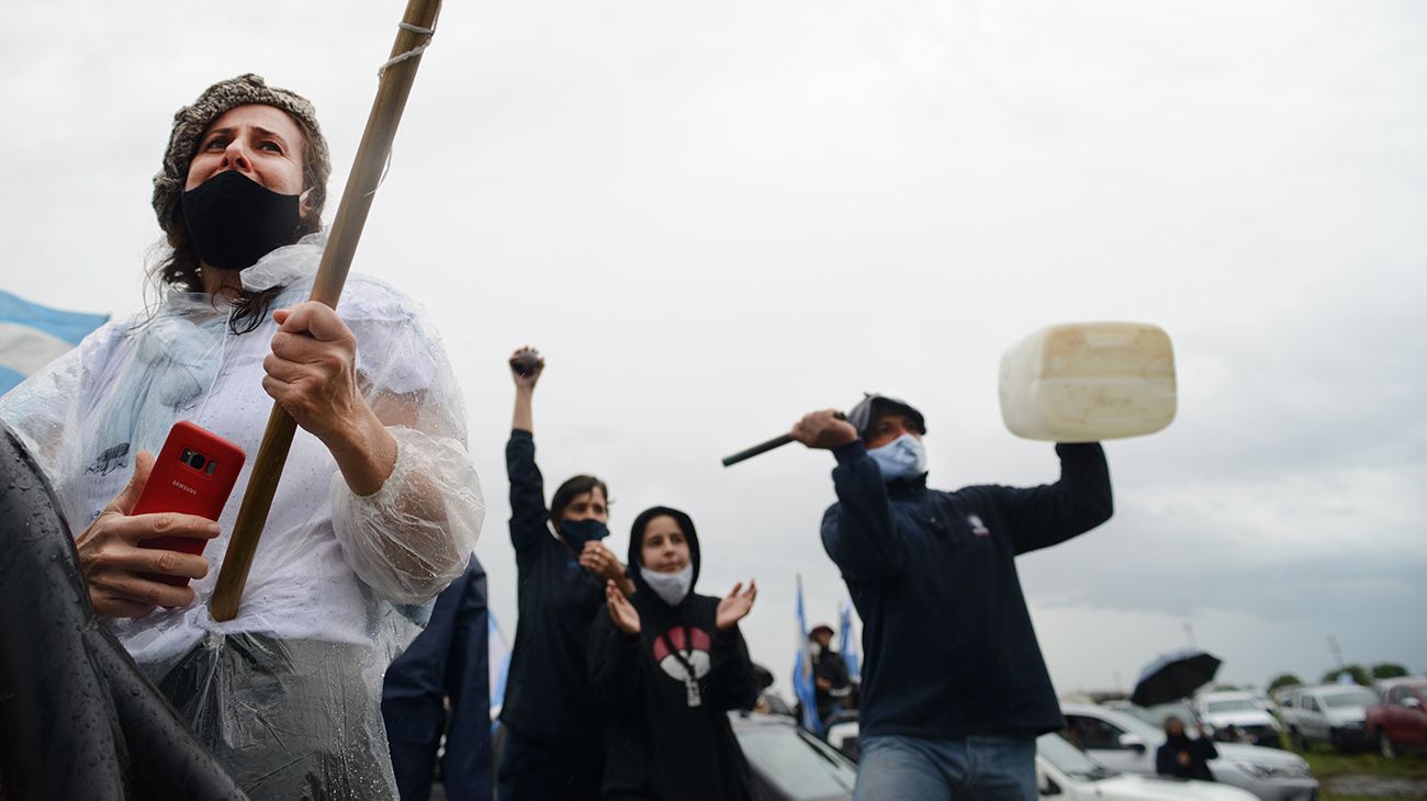 Cronología fotográfica del caso Etchevehere. 
