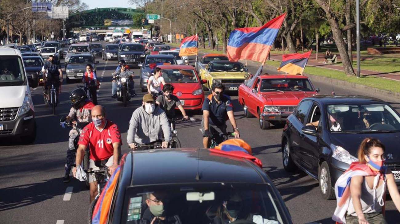 Marcha por la paz en Armenia