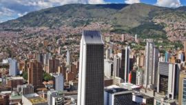 La bella ciudad colombiana de Medellín fue fundada el 2 de noviembre de 1675.