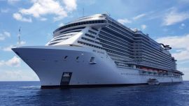 Debido al cese de actividad, muchos barcos quedaron fondeados en el Canal de la Mancha a la espera de que se reanuden los viajes.