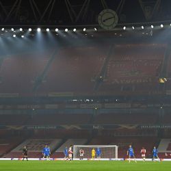 Una vista general del estadio durante el partido de fútbol de la UEFA Europa League Group B entre Arsenal y Molde en el Emirates Stadium de Londres. | Foto:Glyn Kirk / AFP