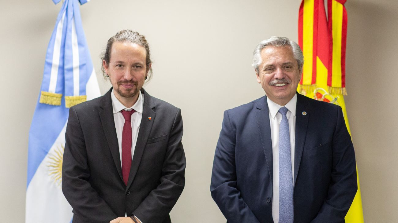 Alberto Fernández en la jura del presidente boliviano, de Luis Arce. 