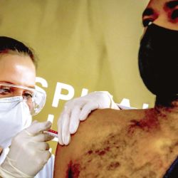 Testeo vacunas contra el coronavirus pandémico | Foto:AFP