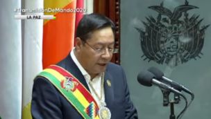 El presidente Luis Arce habla en su discurso ante la Asamblea Boliviana.