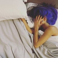 ¡El azul ya fue! El nuevo radical cambio de look de Brenda Asnicar