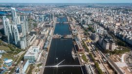 Puerto Madero tiene su propio circuito turístico para ser caminado en menos de dos horas.