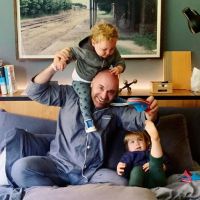 Germán Martitegui con sus hijos