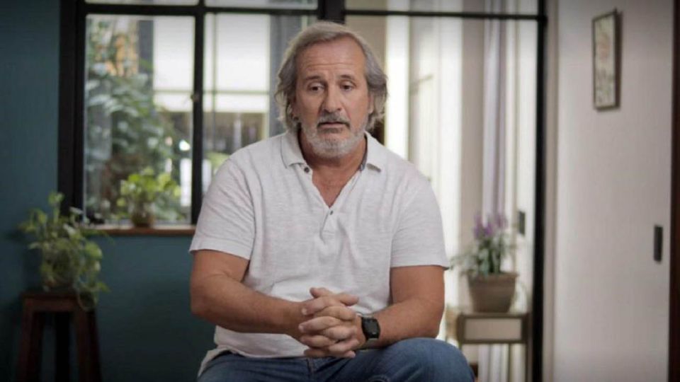 John Hurtig "Estoy recaliente con la serie, Pachelo mató John Hurtig "Estoy recaliente con la serie, Pachelo mató