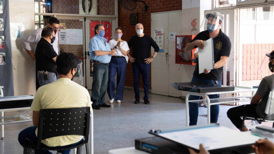 Horacio Rodríguez Larreta y la ministra Soledad Acuña en una reciente recorrida por escuelas.