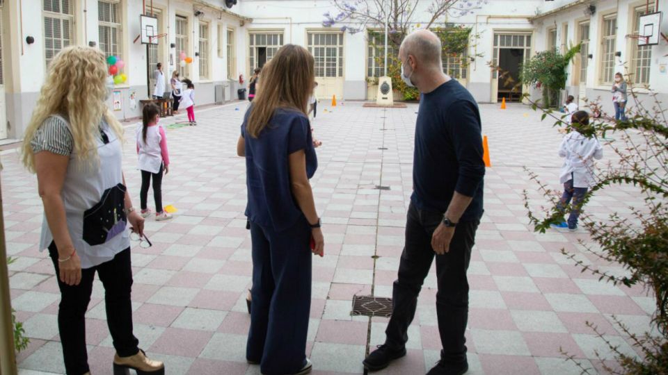 Horacio Rodríguez Larreta y la ministra Soledad Acuña en una reciente recorrida por escuelas.