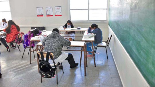 Presencial. En algunos distritos del país ya se volvió a las aulas, pero sin exámenes.