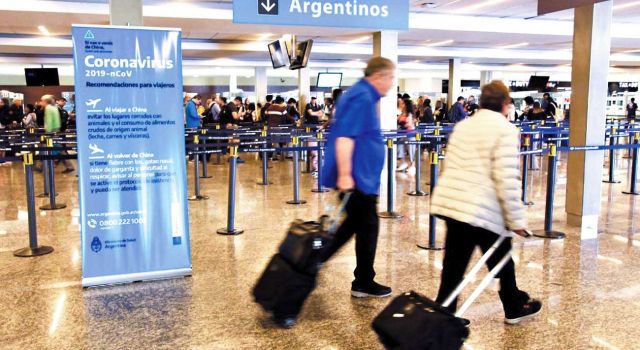 Ezeiza. La entrada internacional será uno de los lugares de testeo.