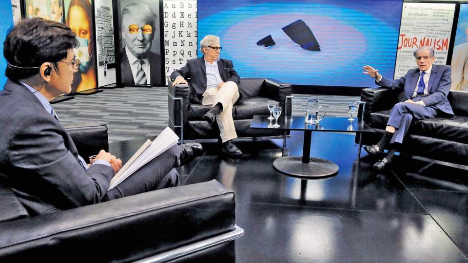 CONTRADICCIONES PRESIDENCIALES. “La primera parte de una frase de Fernández contradice a la segunda. Por ejemplo, ‘la toma de los campos es un delito’. Hace un punto y coma y enseguida agrega que ‘Juan Grabois no está del todo mal’. Hoy dice todo lo contrario de lo que afirmaba en otras épocas de su vida”.