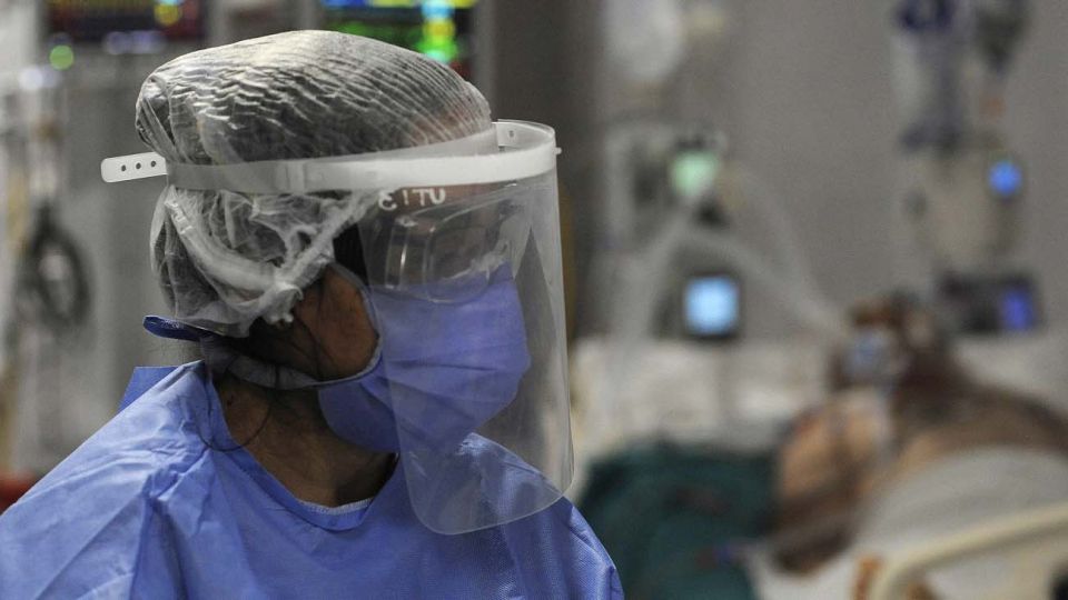Por primera vez, la semana 45 muestra un descenso de personas ingresadas en camas de alta complejidad.