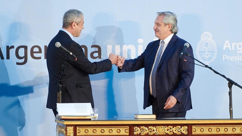 Jorge Ferraresi jura como ministro
