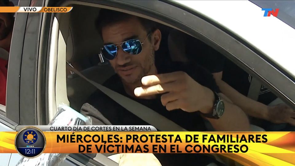 Blooper en TN, durante la marcha sobre la 9 de Julio.
