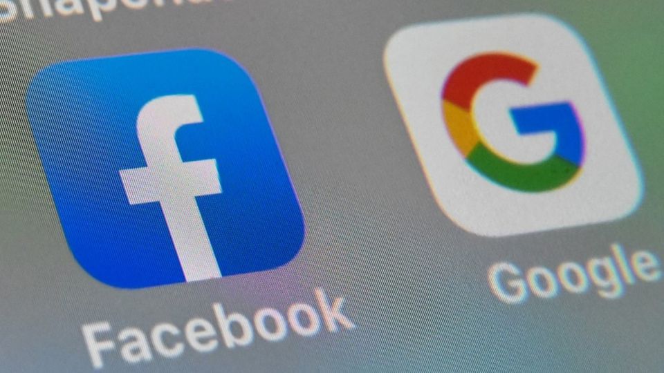 La red social Facebook etiquetó y eliminó publicaciones con información errónea sobre el COVID-19