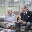 La reina Isabel II y Felipe de Edimburgo celebran 73 años casados