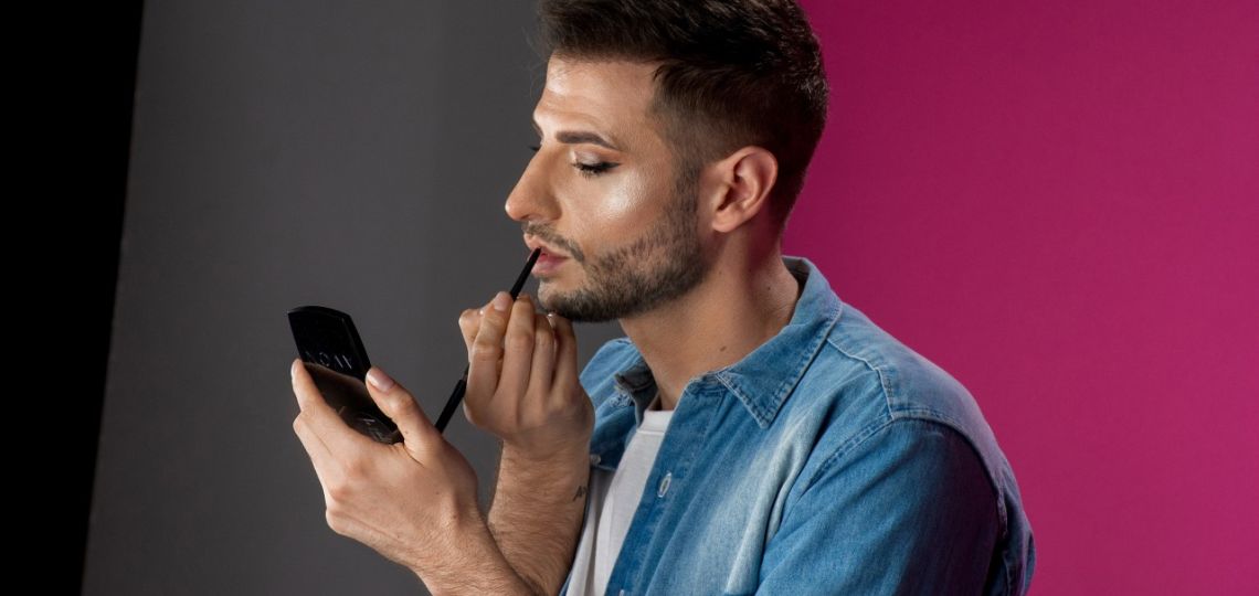 Agus Gelfo: "El maquillaje no es solo para mujeres, adornarse y ser unx mismx es para todxs"