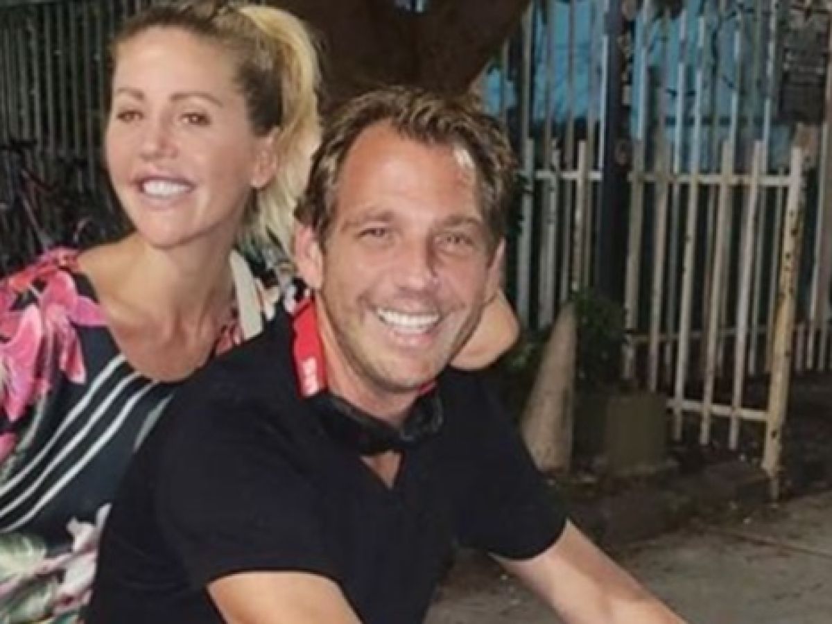 el-drama-de-barbie-simons-su-novio-esta-en-terapia-intensiva-por-coronavirus-1083191