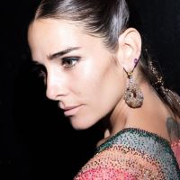 El relajado look de Juana Viale para la mesaza del domingo