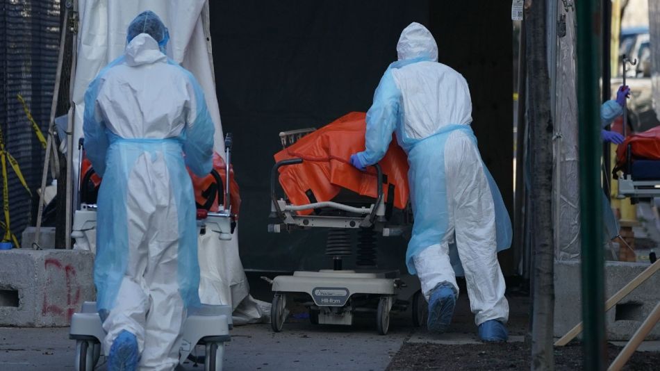Cuerpos en camiones frigoríficos de Nueva York