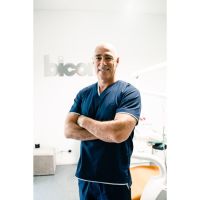 Dr. Rubén Urrutipi