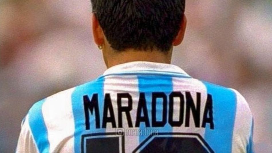 Murió Diego Maradona: las 60 mejores fotos de la vida del astro
