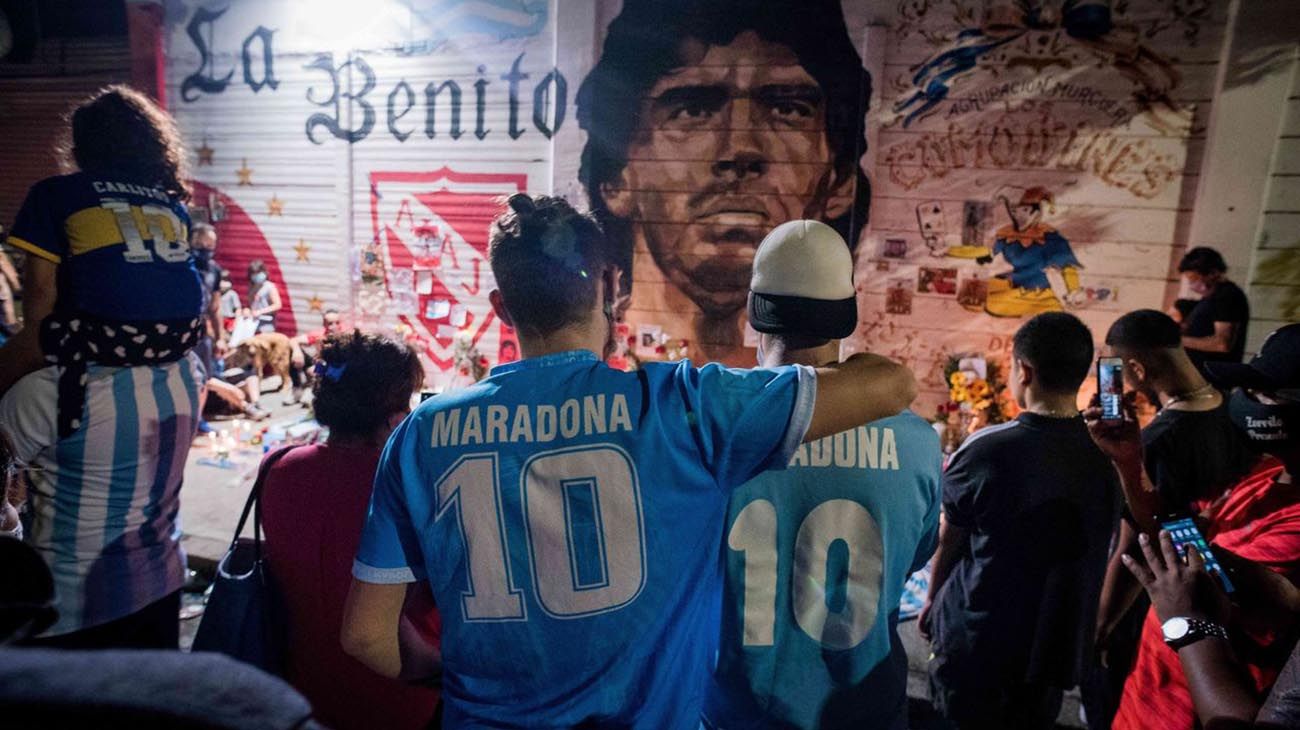  MARADONA HOMENAJES