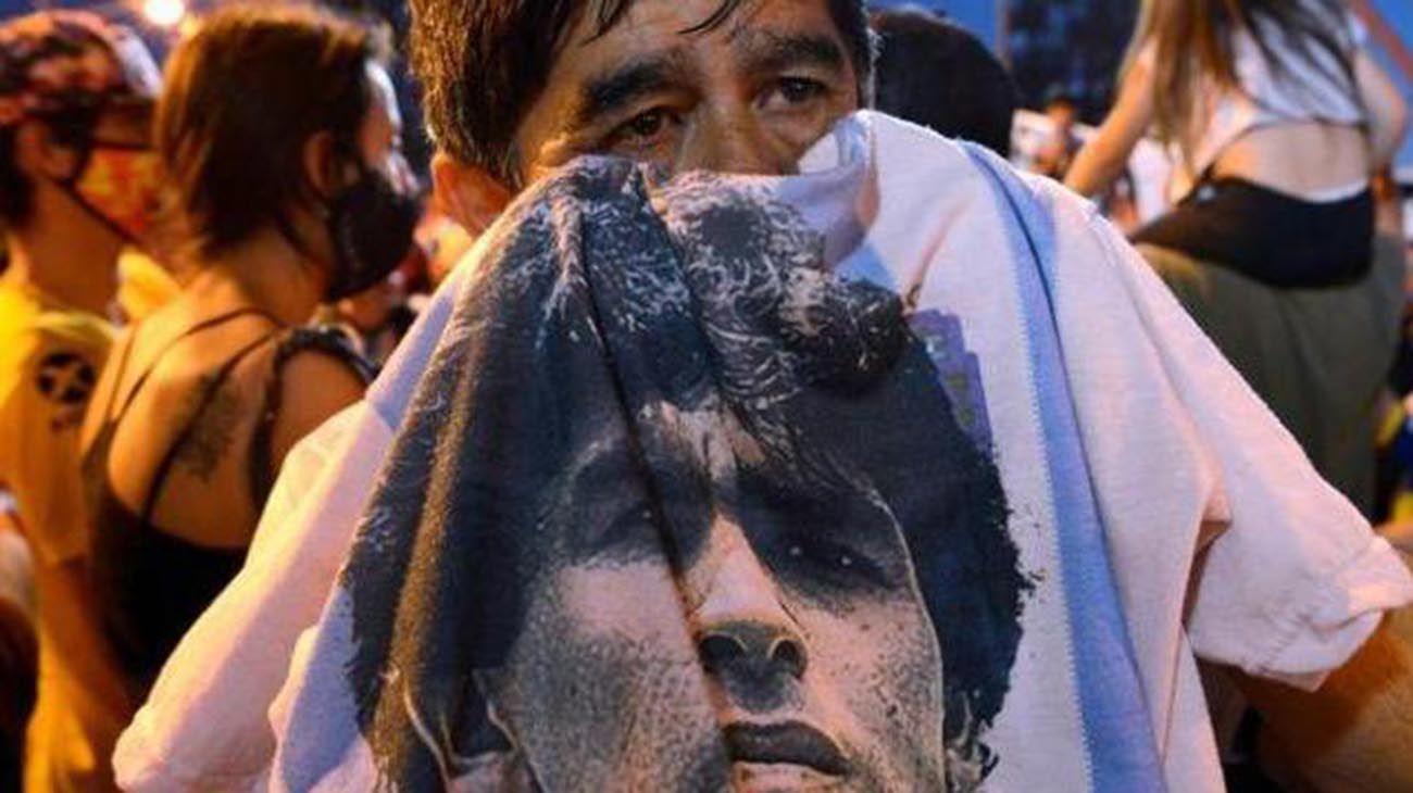 MARADONA HOMENAJES