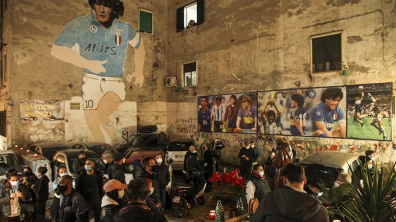MARADONA HOMENAJES
