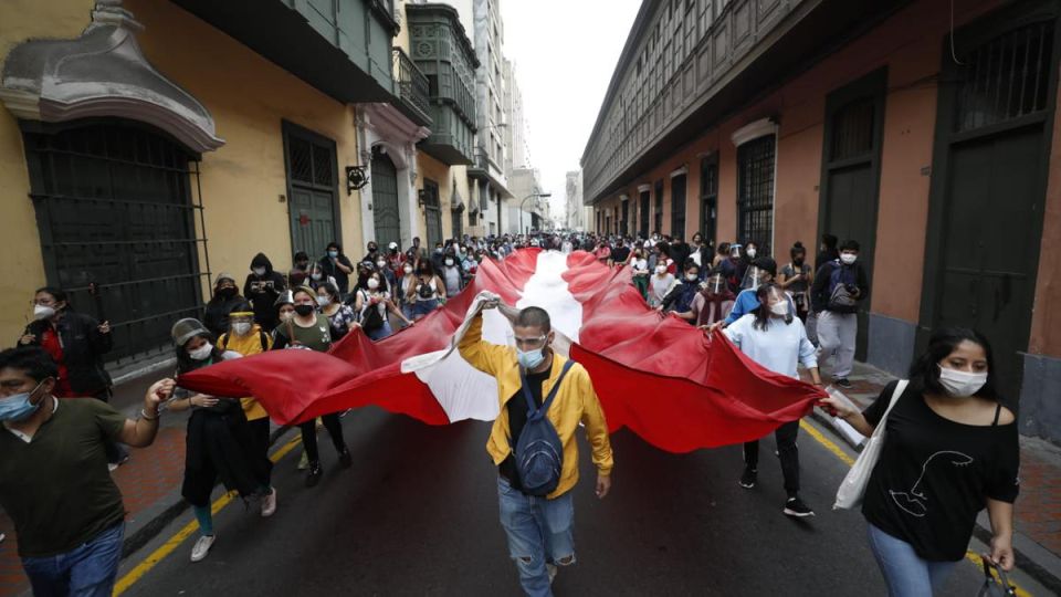 1126_peru-vacancia