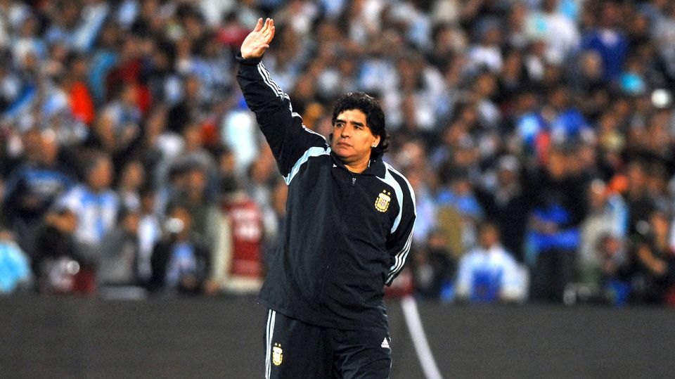 Recorrida por los últimos años en la vida de Maradona. Foto de Pablo Cuarterolo.
