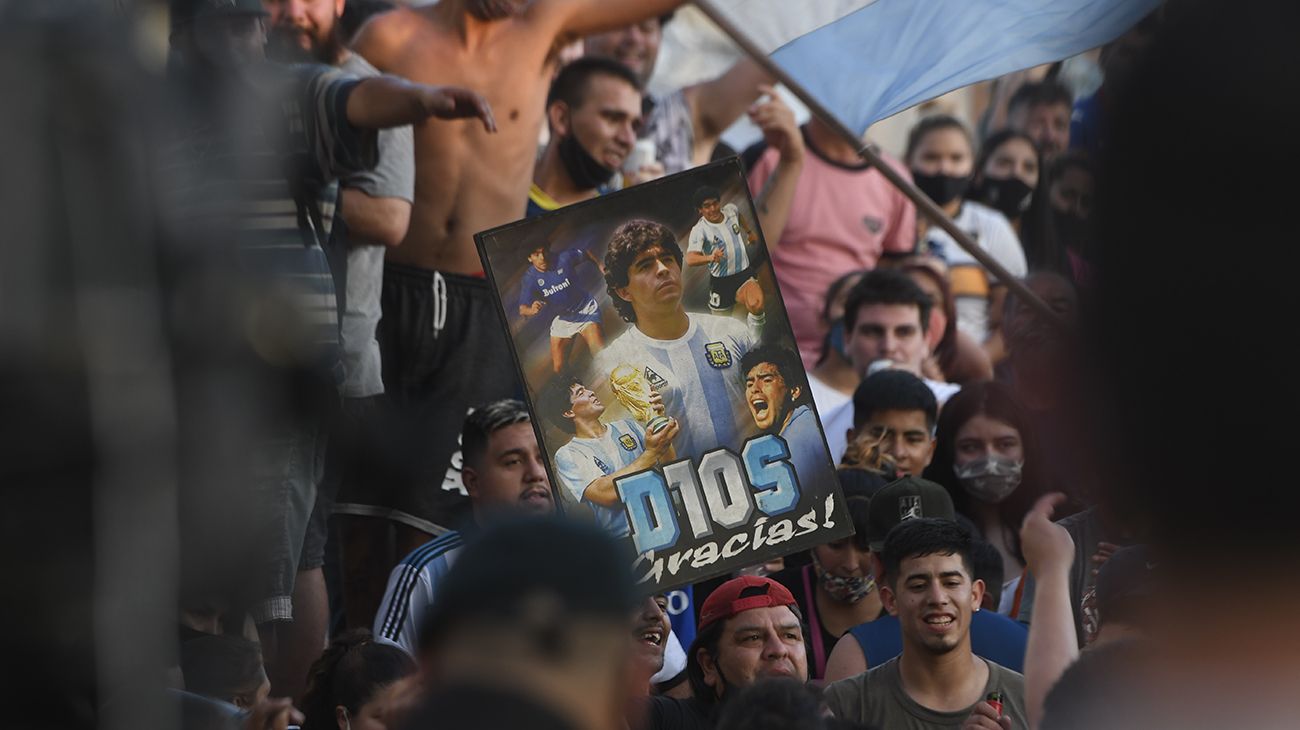 Cobertura histórica en Perfil tras la muerte de Maradona. Cronología del adiós.