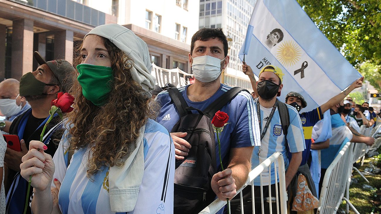 Cobertura histórica en Perfil tras la muerte de Maradona. Cronología del adiós.