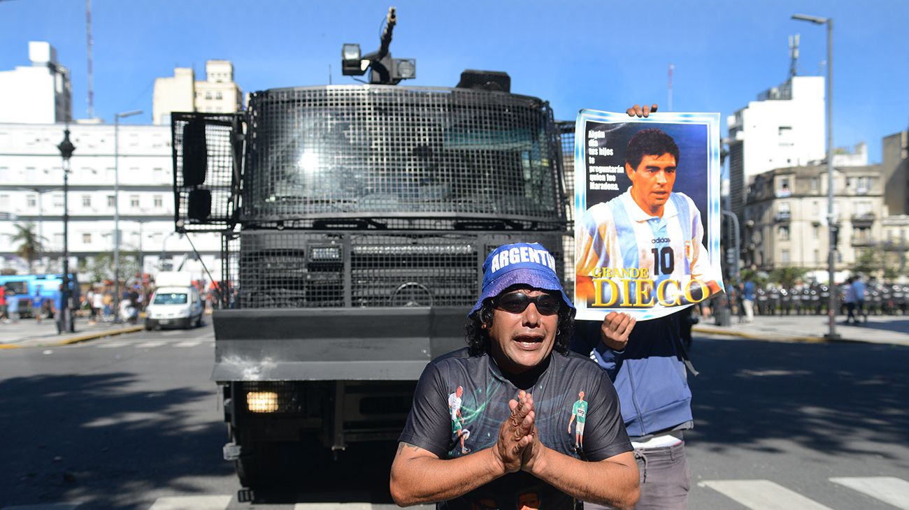 Cobertura histórica en Perfil tras la muerte de Maradona. Cronología del adiós.