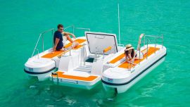 Esta especie de híbrido mide 3,35 metros de largo, pesa 3,5 toneladas y puede transportar alrededor de 300 kilos.