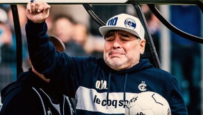Maradona emocionado