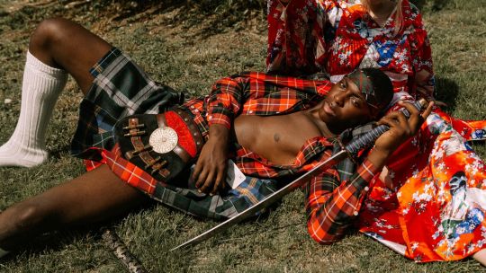 Tendencia Genderless: los hombres también llevan vestidos y faldas