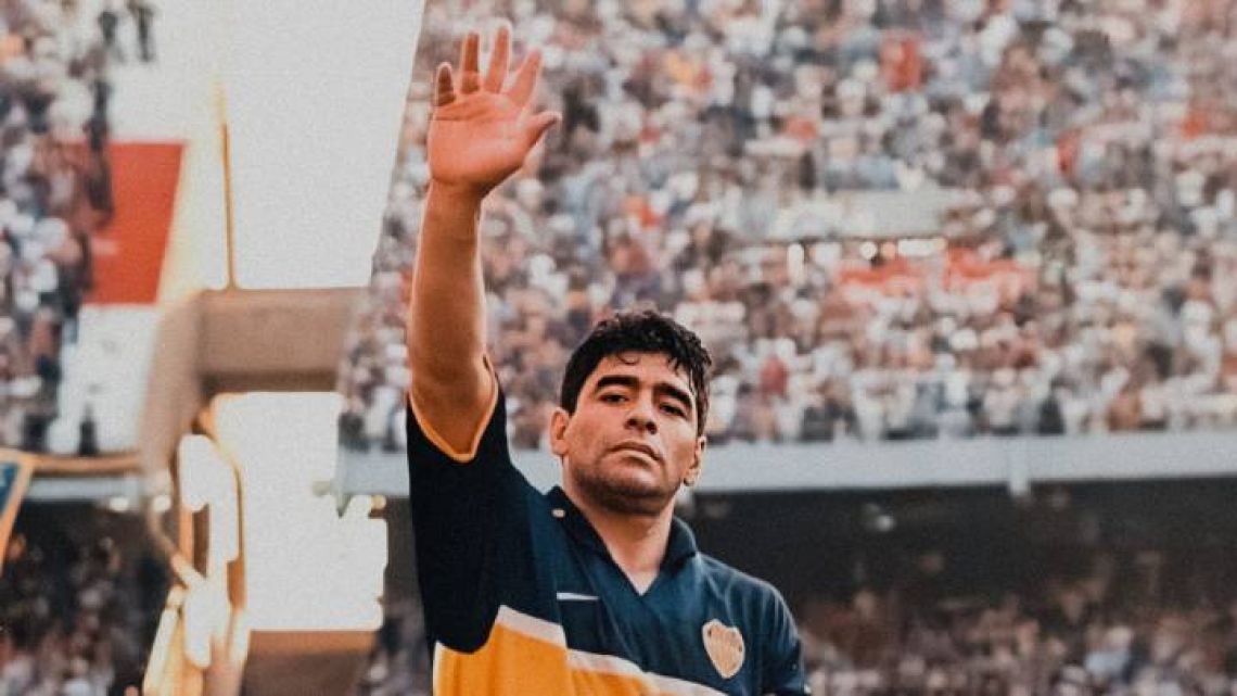 La muerte de Diego Maradona: el día en que el Diez hizo la campaña de Louis  Vuitton