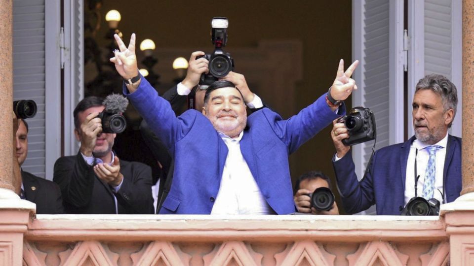 En el balcón. El 26 de diciembre de 2019, cuando visitó a Alberto Fernández a pocos días de que asumiera la Presidencia.