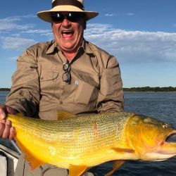Pesca de dorados en Esquina, Corrientes