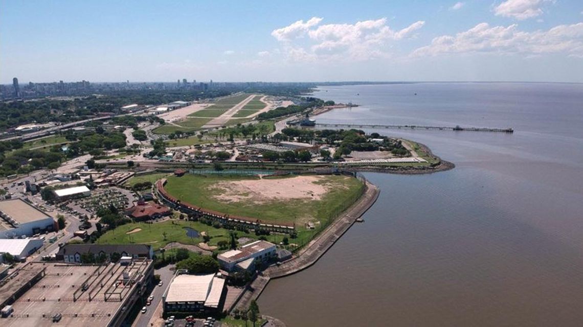 Costa Salguero finaliza la Audiencia Pública en la Legislatura Perfil