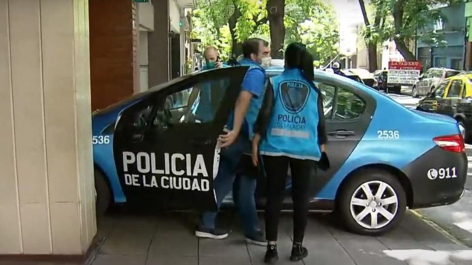 Allanamiento en el consultorio de laPsiquiatra de Diego Maradona Agustina Cosachov