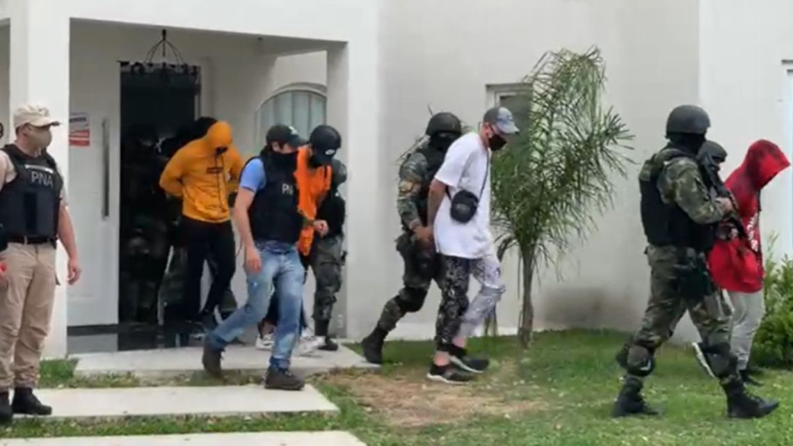 Detuvieron Al Youtuber Yao Cabrera Luego De Un Allanamiento En Su Casa La Nacion